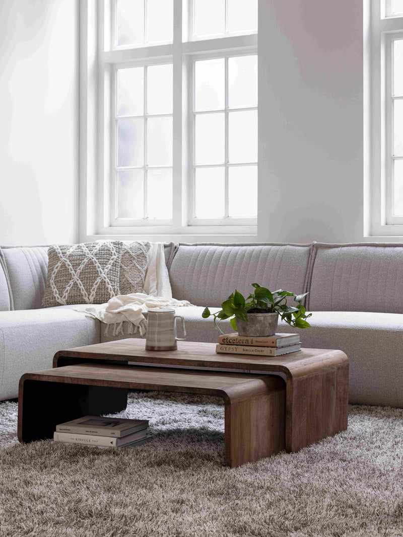 Coffee table Evo in a room setting