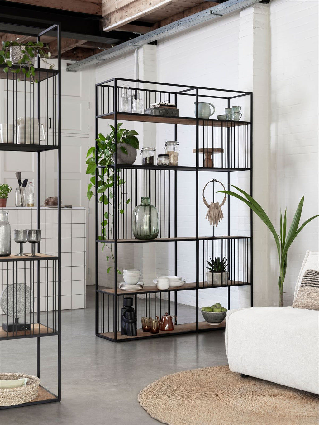 DTP Home Bookrack / Roomdivider Barra large, 5 shelves in a room setting