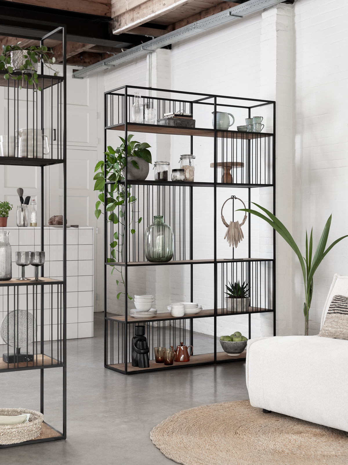 DTP Home Bookrack / Roomdivider Barra large, 5 shelves in a room setting