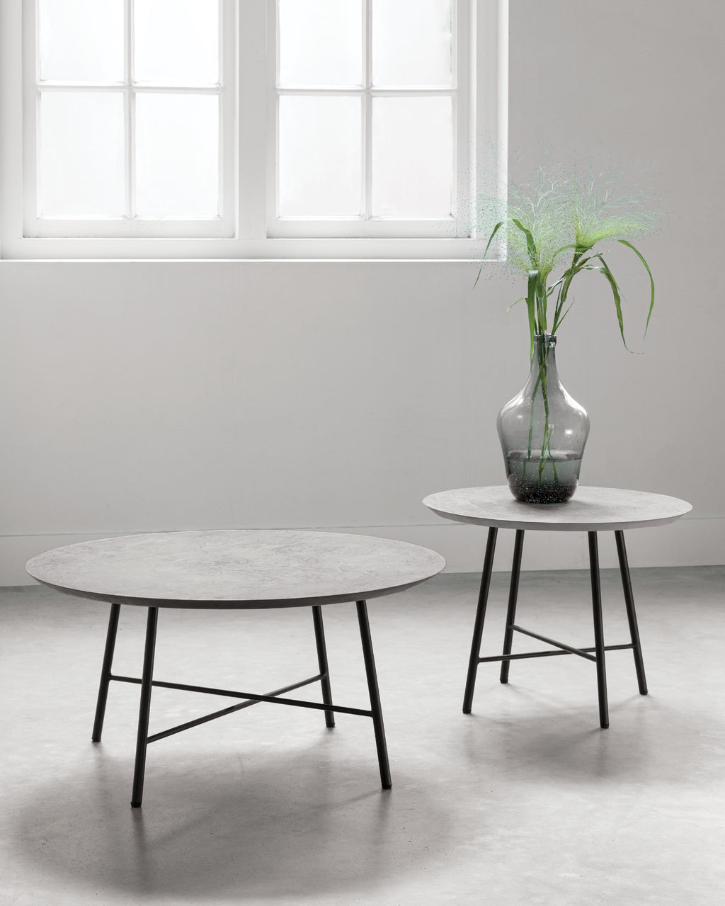 DTP Home Coffee table Delta Air, set of 2 in a room setting