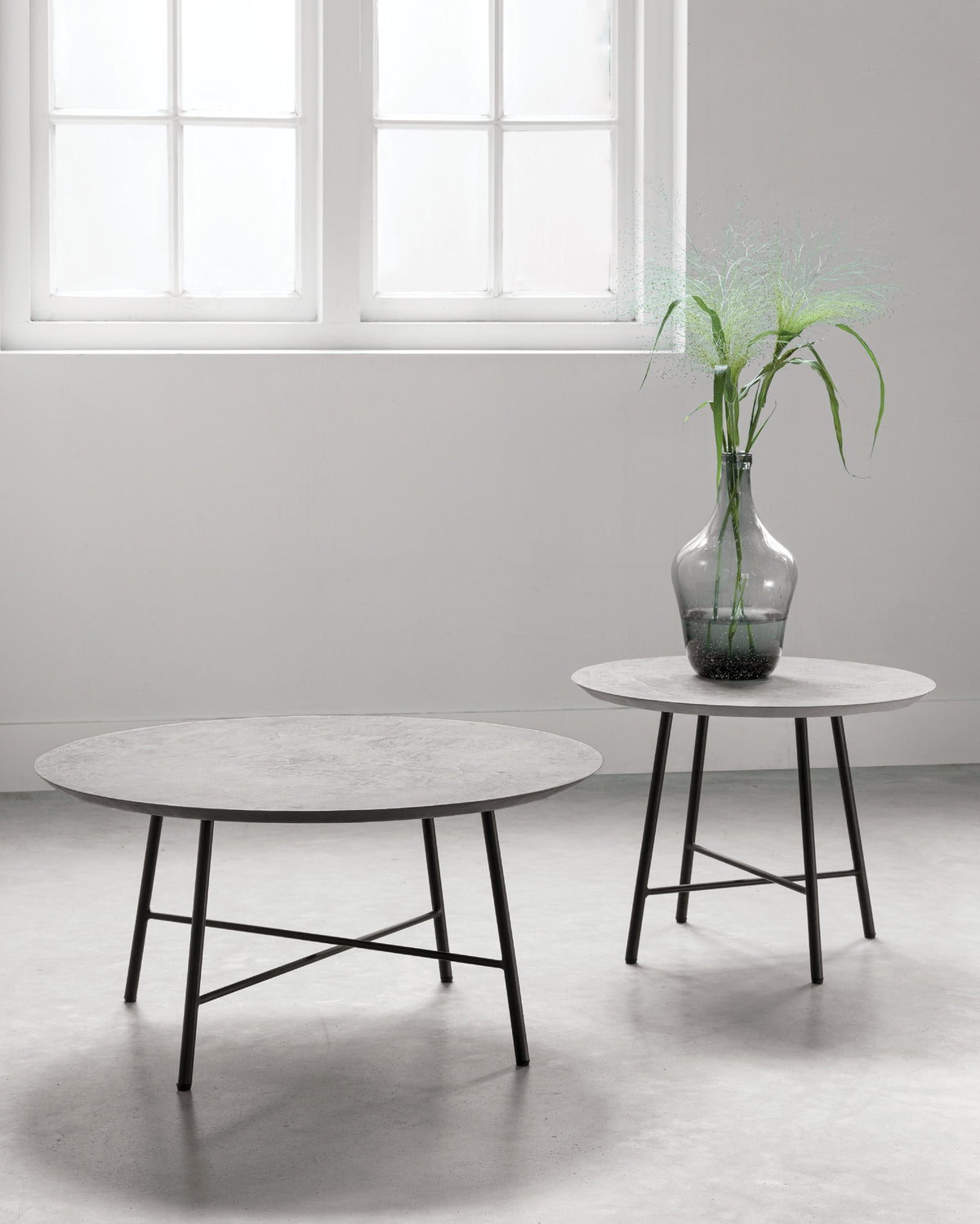 DTP Home Coffee table Delta Air, set of 2 in a room setting