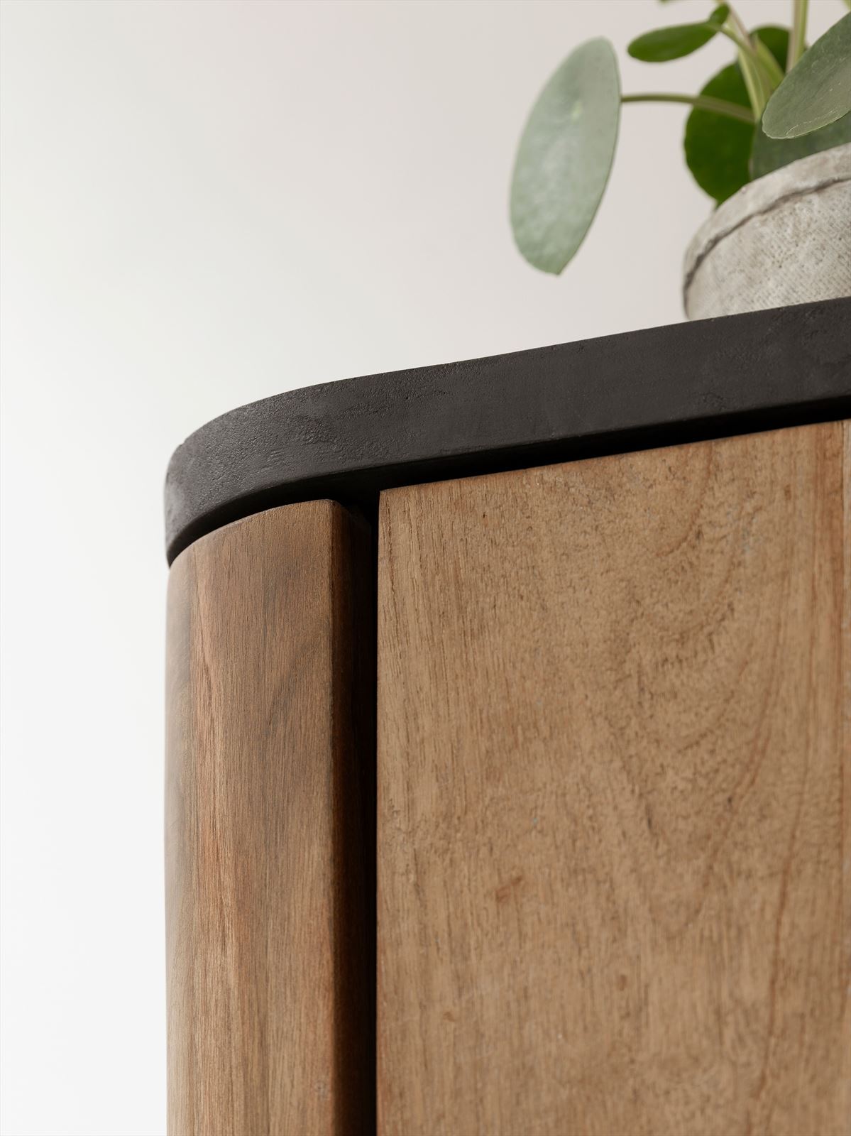 DTP Home Cupboard Soho low, 2 doors detail