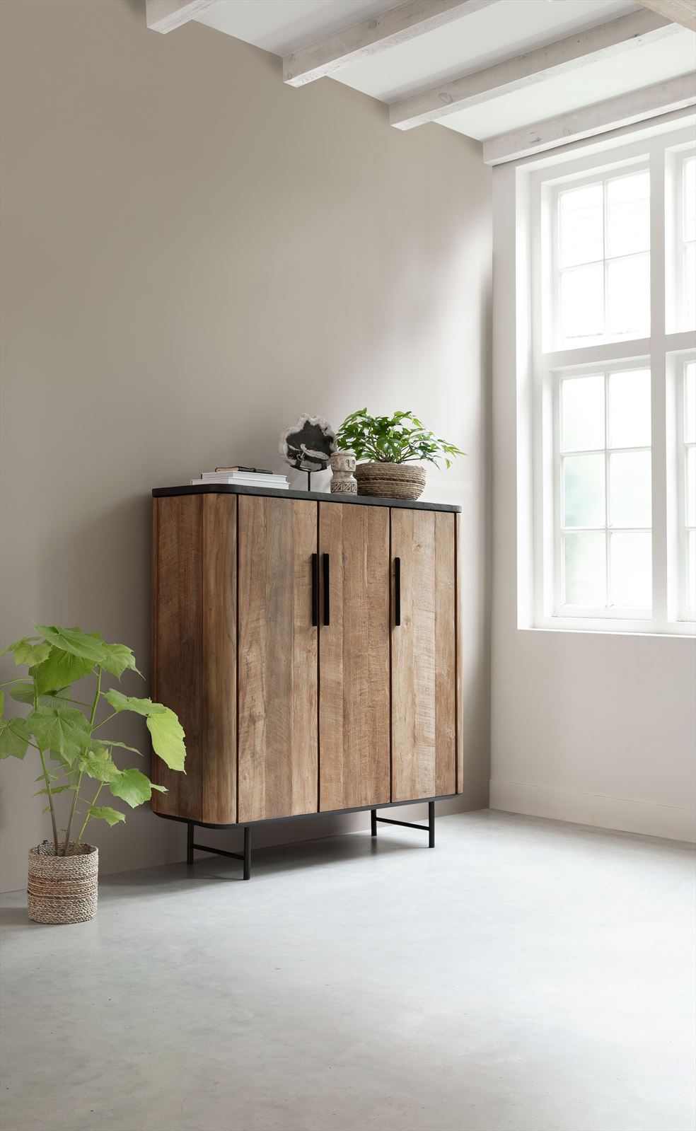 DTP Home Cupboard Soho low, 3 doors in a room setting