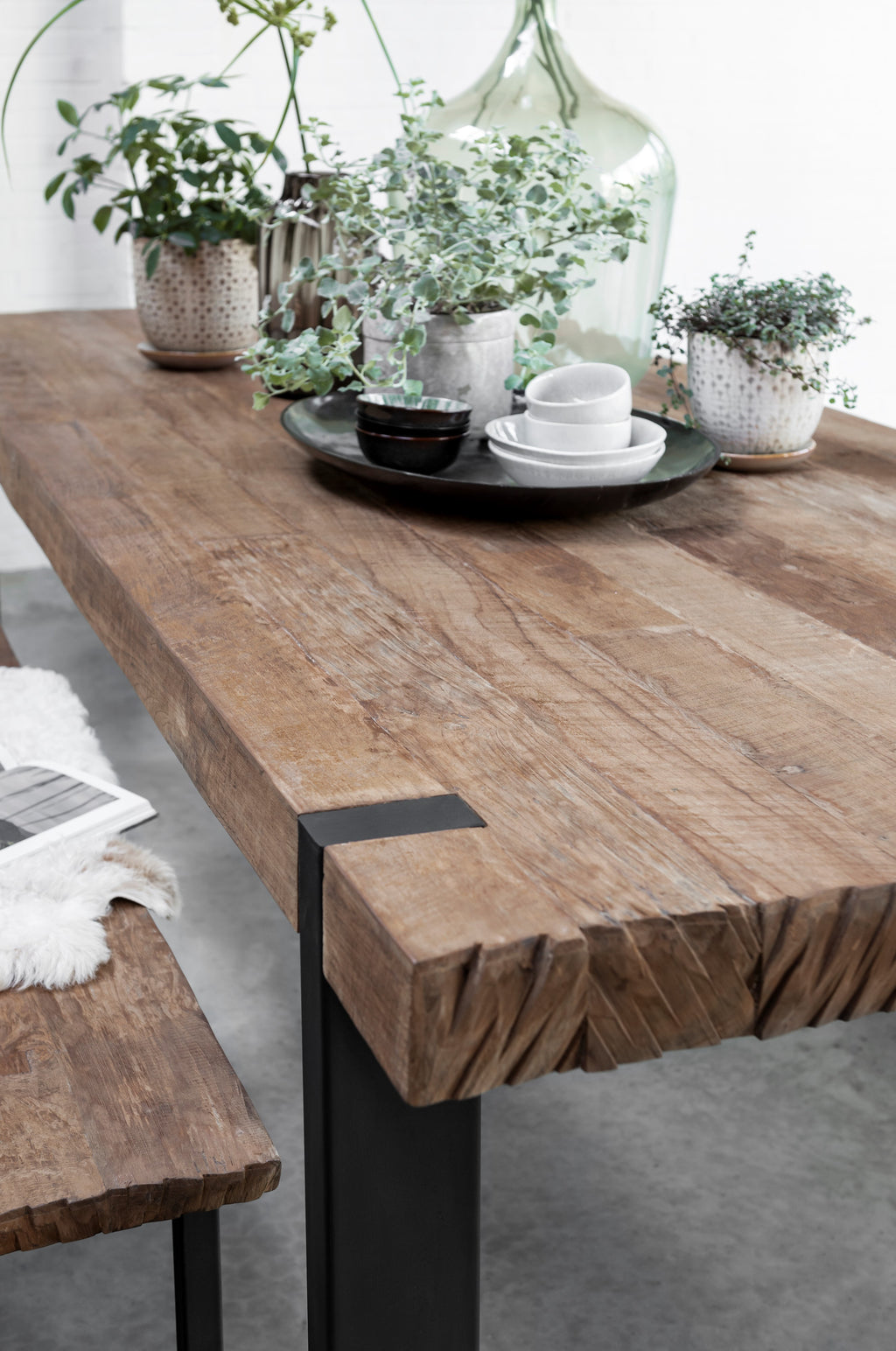 DTP Home Dining table Beam detail