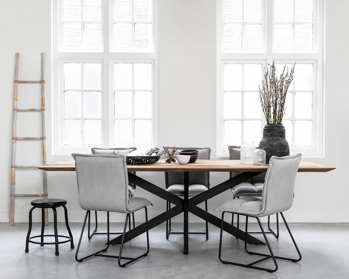 DTP Home Dining table Curves rectangular in a room setting