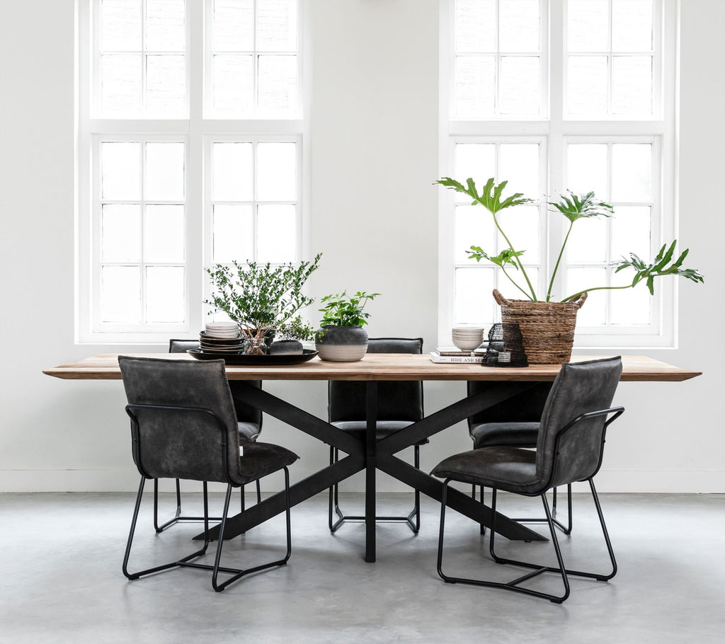 DTP Home Dining table Curves rectangular in a room setting