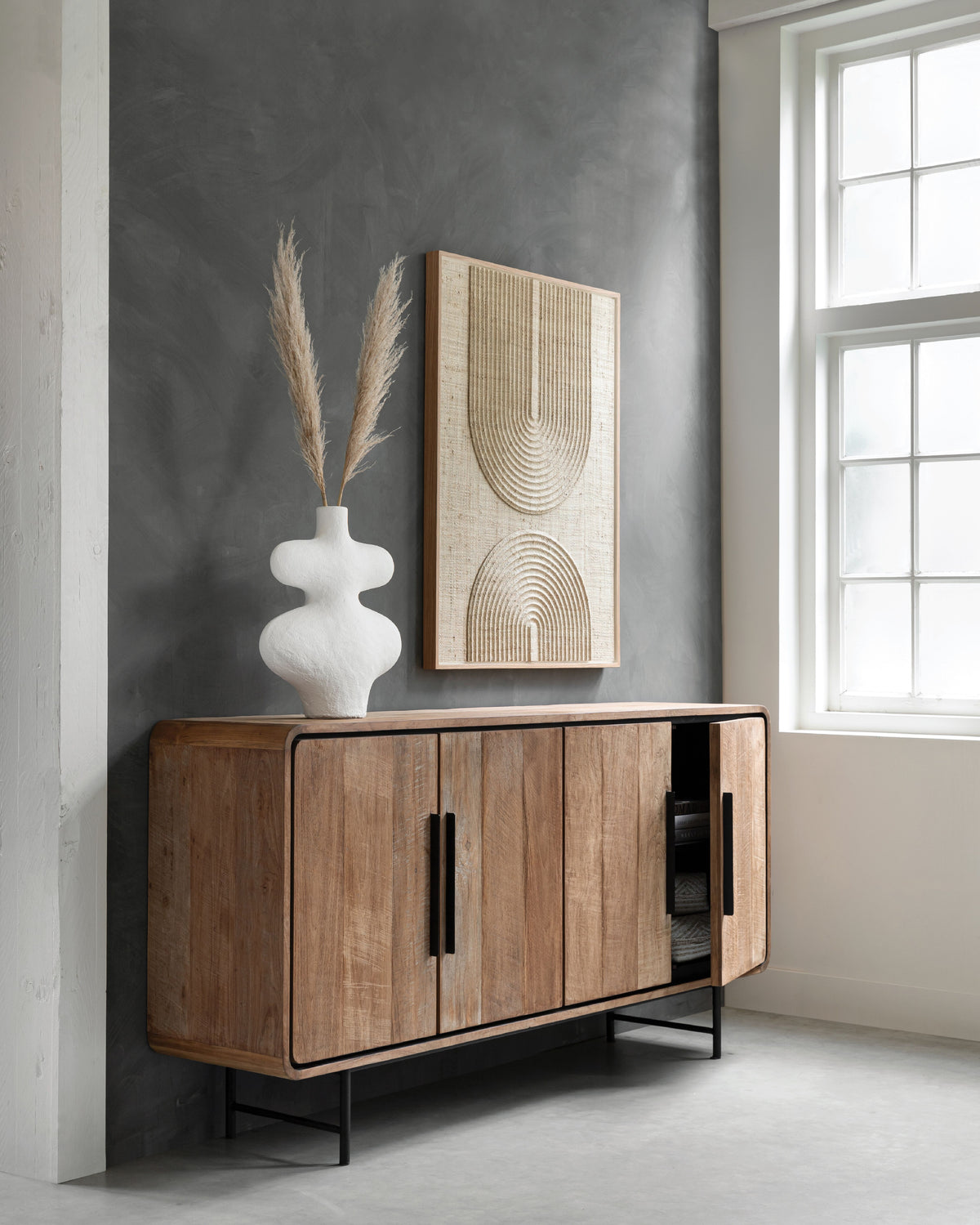 DTP Home Dresser Evo, 4 doors in a room setting