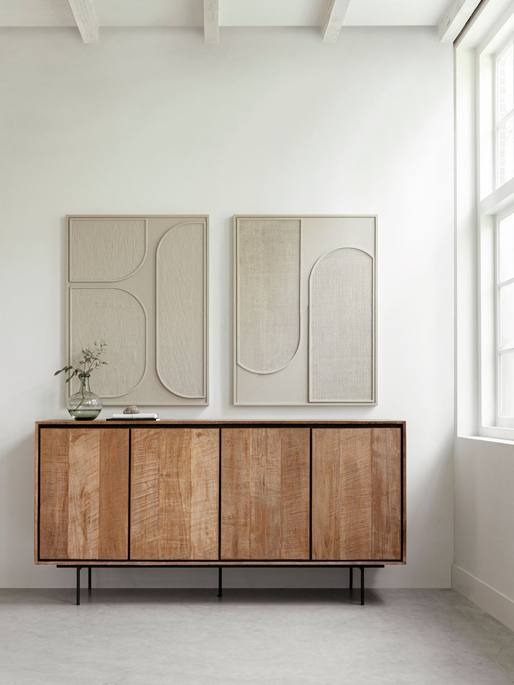 DTP Home Dresser Metropole, 4 doors in a room setting