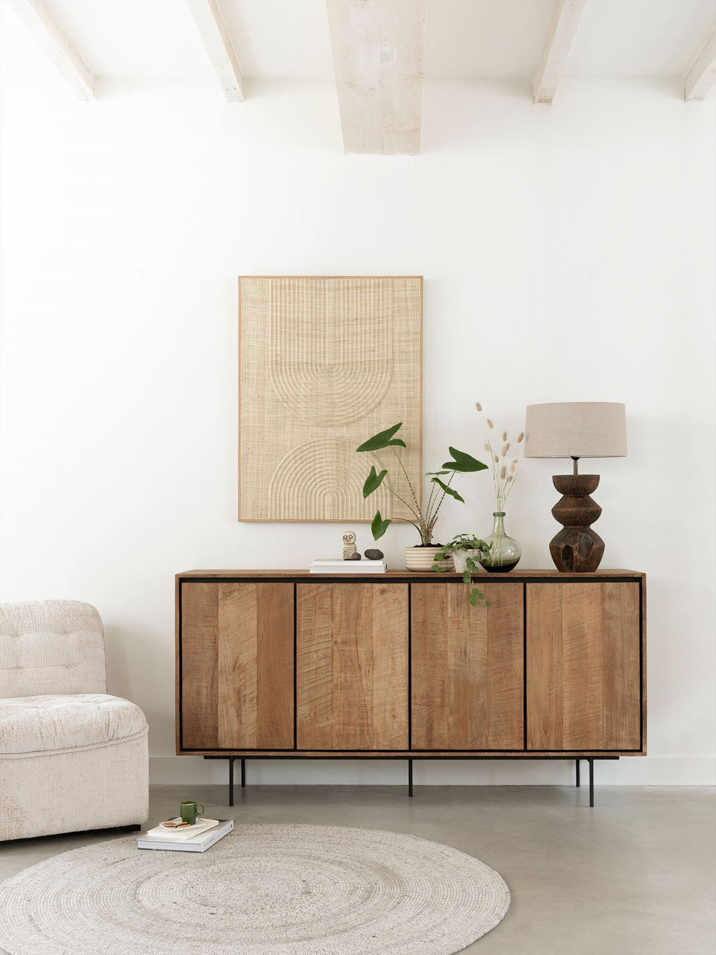DTP Home Dresser Metropole, 4 doors in a room setting
