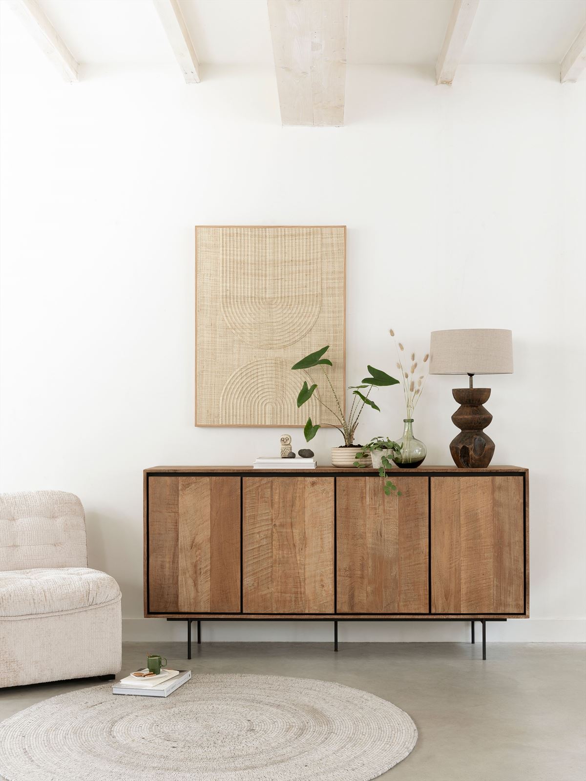 DTP Home Dresser Metropole, 4 doors in a room setting