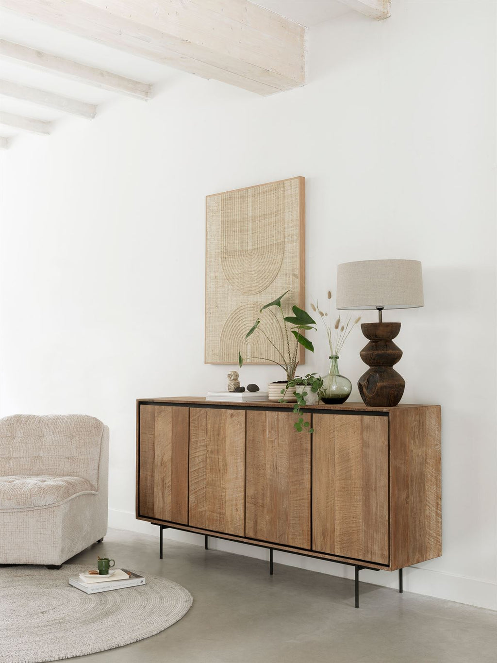 DTP Home Dresser Metropole, 4 doors in a room setting