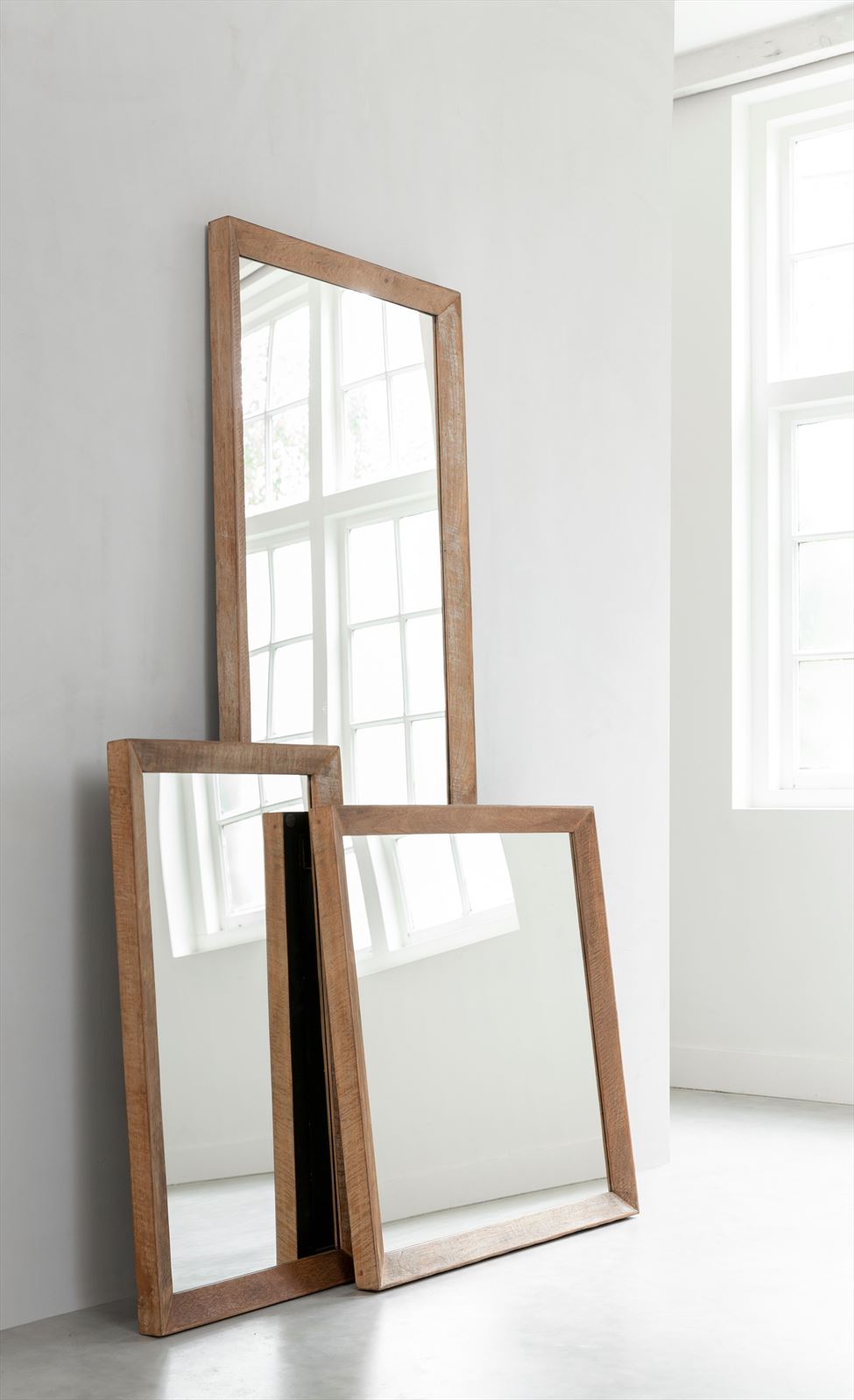 DTP Home Mirror Metropole rectangular large in a room setting