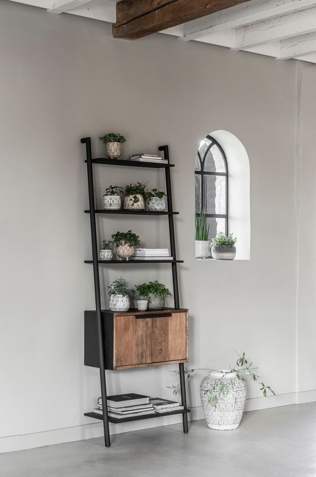 DTP Home Rack Cosmo, 2 doors in a room setting