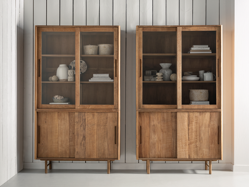 DTP Home Showcase Bliss medium, 2x2 sliding doors in a room setting