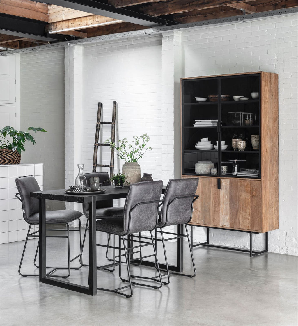 DTP Home Showcase Odeon No.2 high, 2x2 doors in a room setting