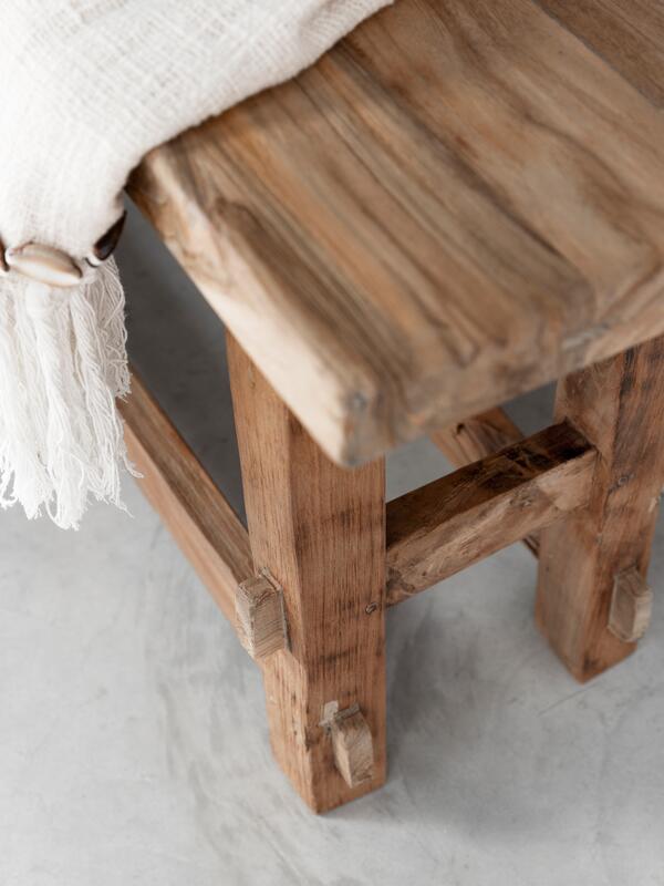 MUST Living Bench Tuscany detail