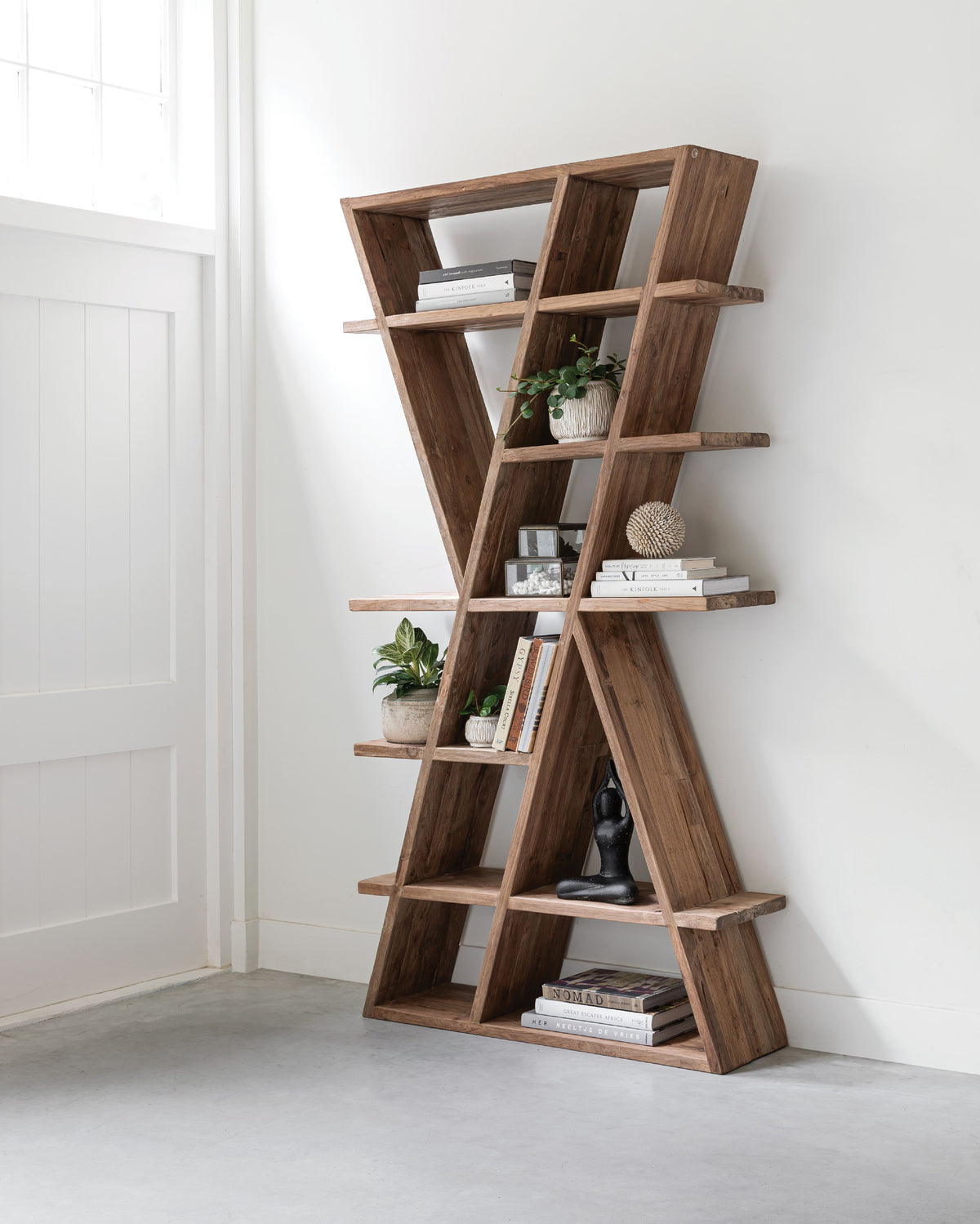 MUST Living Bookrack Zorro in a room setting