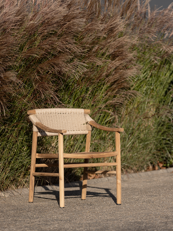 MUST Living Dining chair Kenzo in a room setting