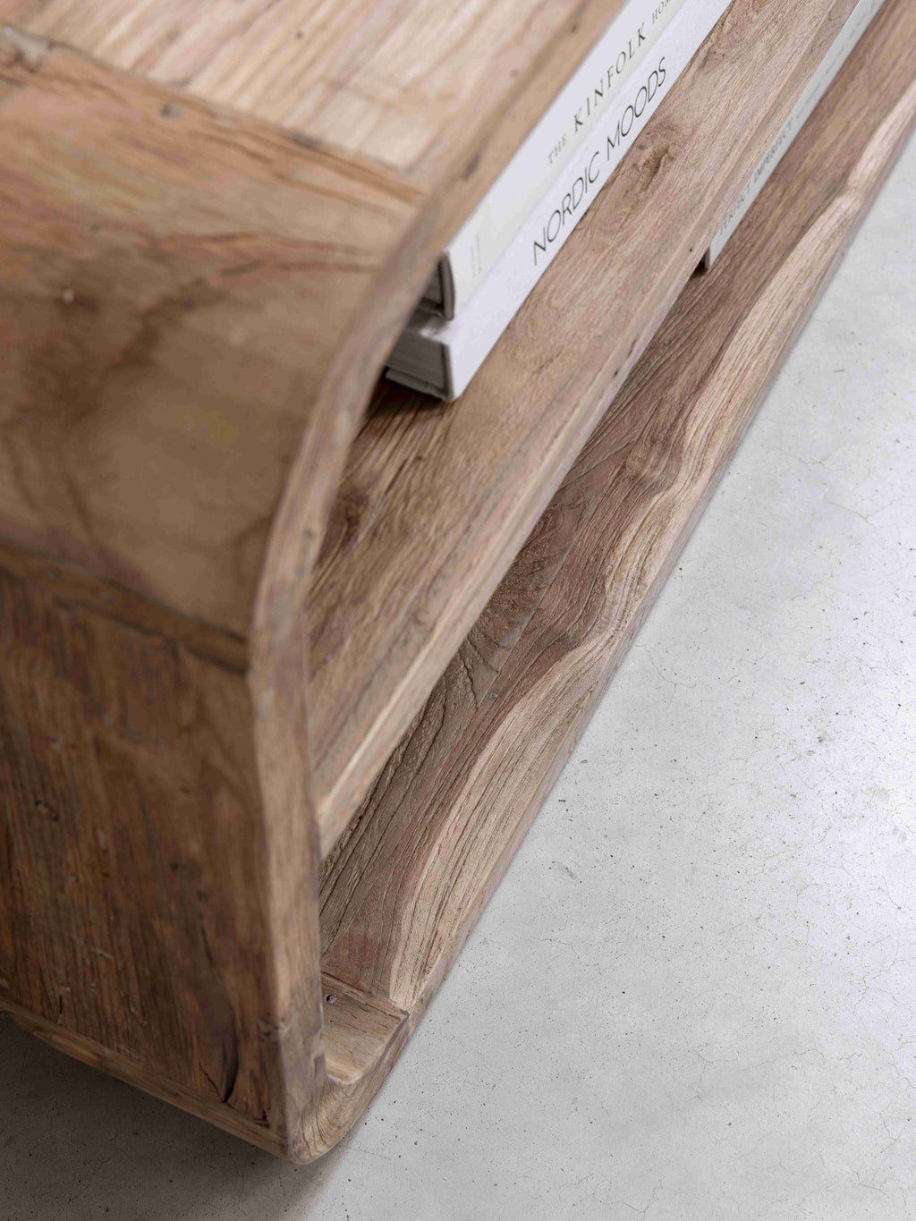 MUST Living TV stand Corso small detail