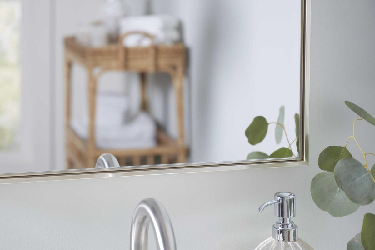 Keiichi Floating Slim Frame Mirror Silver, view 3