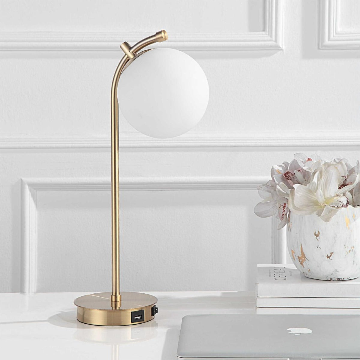 Keiichi Droplet Table Lamp in Brass, view 4